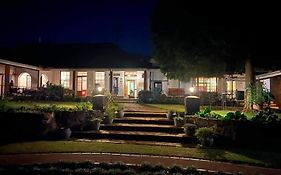 The Oaks Hotel